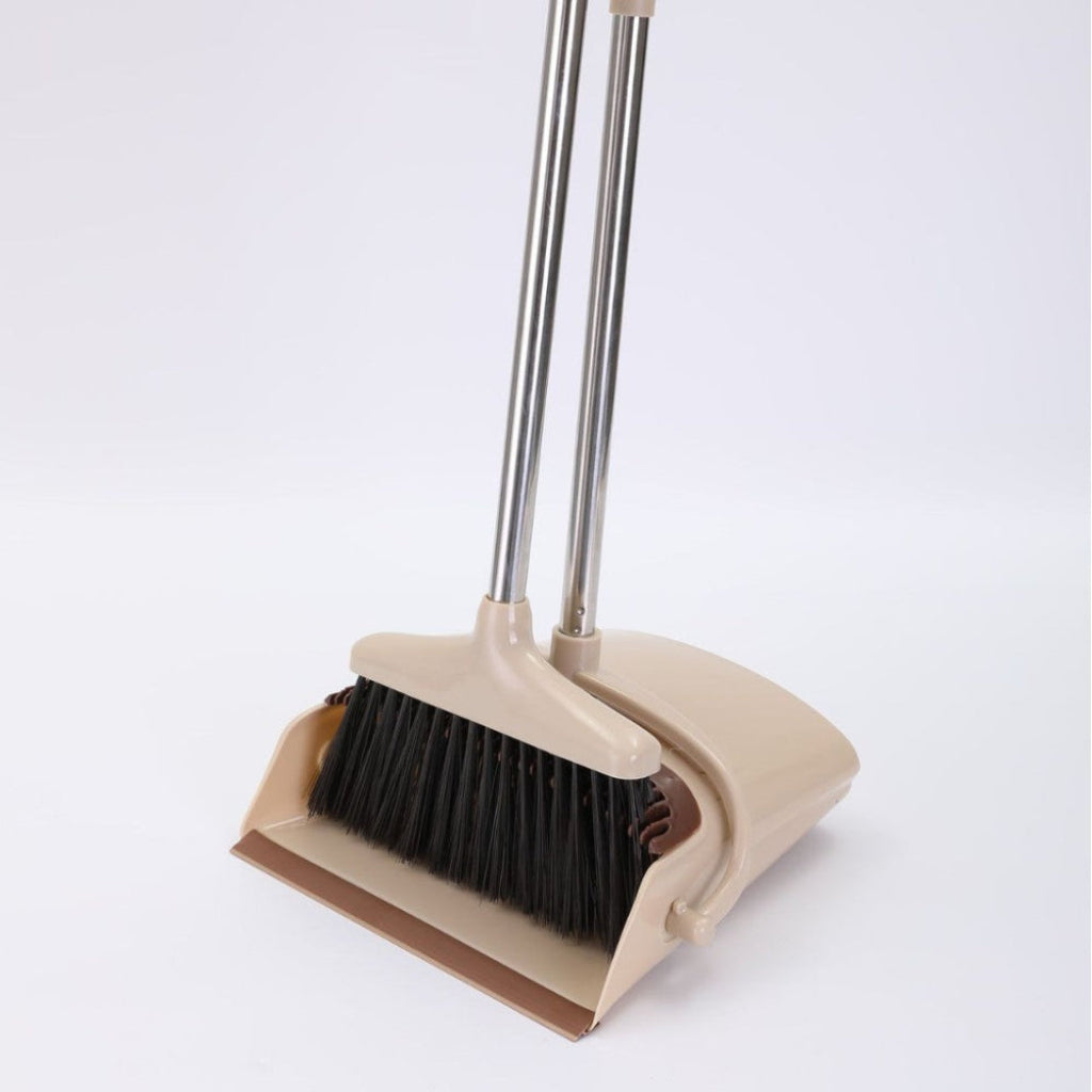 Broom & Dustpan Set™
